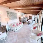 Vicolo - Sleeps 5 With Air Con, Wifi, Balcony For Dining And Pool 別荘 Strettura