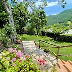 Vicolo - Sleeps 5 With Air Con, Wifi, Balcony For Dining And Pool * Strettura