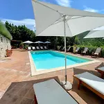 別荘 Vicolo - Sleeps 5 With Air Con, Wifi, Balcony For Dining And Pool *