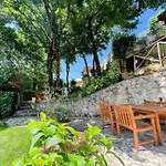 Vicolo - Sleeps 5 With Air Con, Wifi, Balcony For Dining And Pool