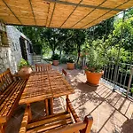 Vicolo - Sleeps 5 With Air Con, Wifi, Balcony For Dining And Pool 別荘 Strettura
