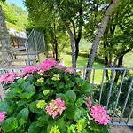 Vicolo - Sleeps 5 With Air Con, Wifi, Balcony For Dining And Pool * Strettura