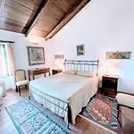 Vicolo - Sleeps 5 With Air Con, Wifi, Balcony For Dining And Pool 別荘 Strettura