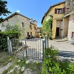 別荘 Vicolo - Sleeps 5 With Air Con, Wifi, Balcony For Dining And Pool *