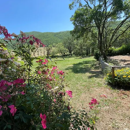 Vicolo - Sleeps 5 With Air Con, Wifi, Balcony For Dining And Pool 度假居