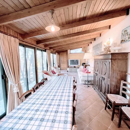 Vicolo - Sleeps 5 With Air Con, Wifi, Balcony For Dining And Pool