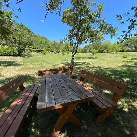 Vicolo - Sleeps 5 With Air Con, Wifi, Balcony For Dining And Pool * Strettura