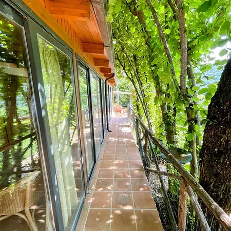 Vicolo - Sleeps 5 With Air Con, Wifi, Balcony For Dining And Pool Сasa de vacaciones *