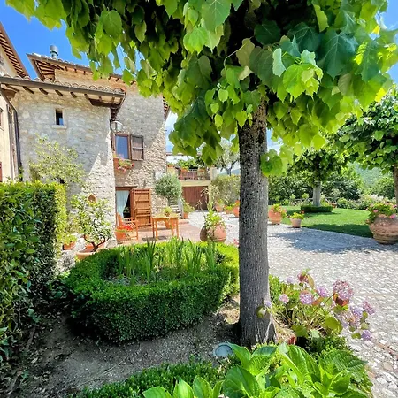 Holiday home Spoleto Splash Casa Vicoloslps 45wifiaircon Strettura