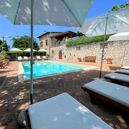 Vicolo - Sleeps 5 With Air Con, Wifi, Balcony For Dining And Pool Σπίτι διακοπών