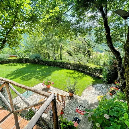 Vicolo - Sleeps 5 With Air Con, Wifi, Balcony For Dining And Pool