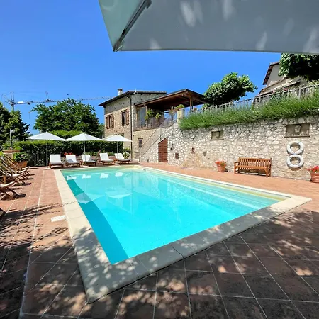 Vicolo - Sleeps 5 With Air Con, Wifi, Balcony For Dining And Pool