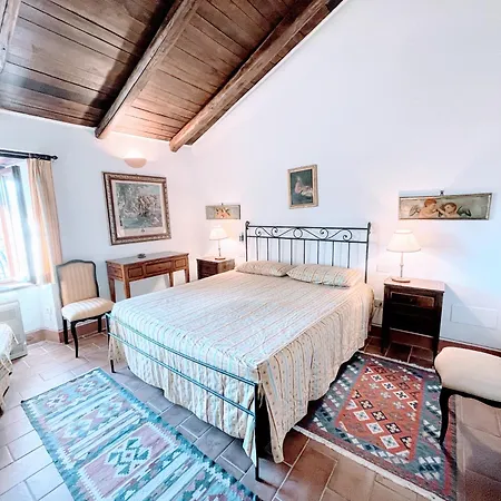 Vicolo - Sleeps 5 With Air Con, Wifi, Balcony For Dining And Pool Сasa de vacaciones Strettura