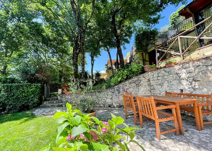 Vicolo - Sleeps 5 With Air Con, Wifi, Balcony For Dining And Pool